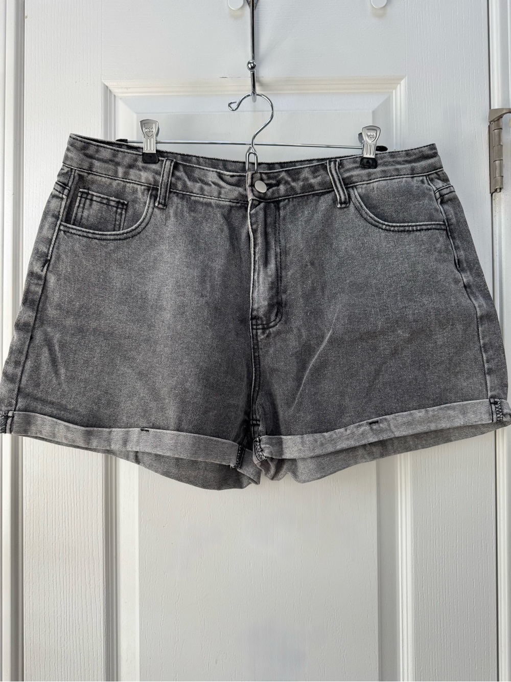 NWOT SHEIN high waisted shorts